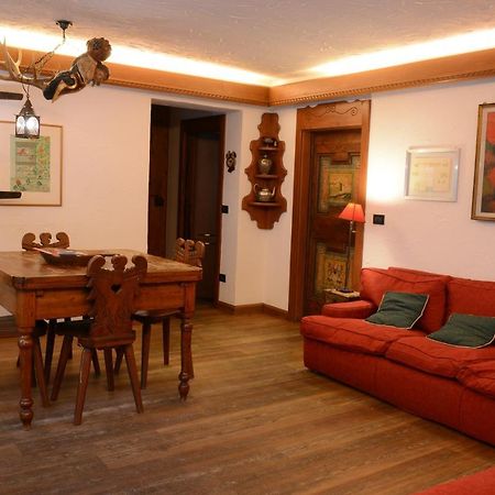 Ai Piedi Della Marmolada Apartment กานาเซย์ ภายนอก รูปภาพ