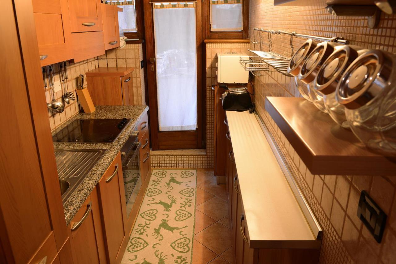 Ai Piedi Della Marmolada Apartment กานาเซย์ ภายนอก รูปภาพ